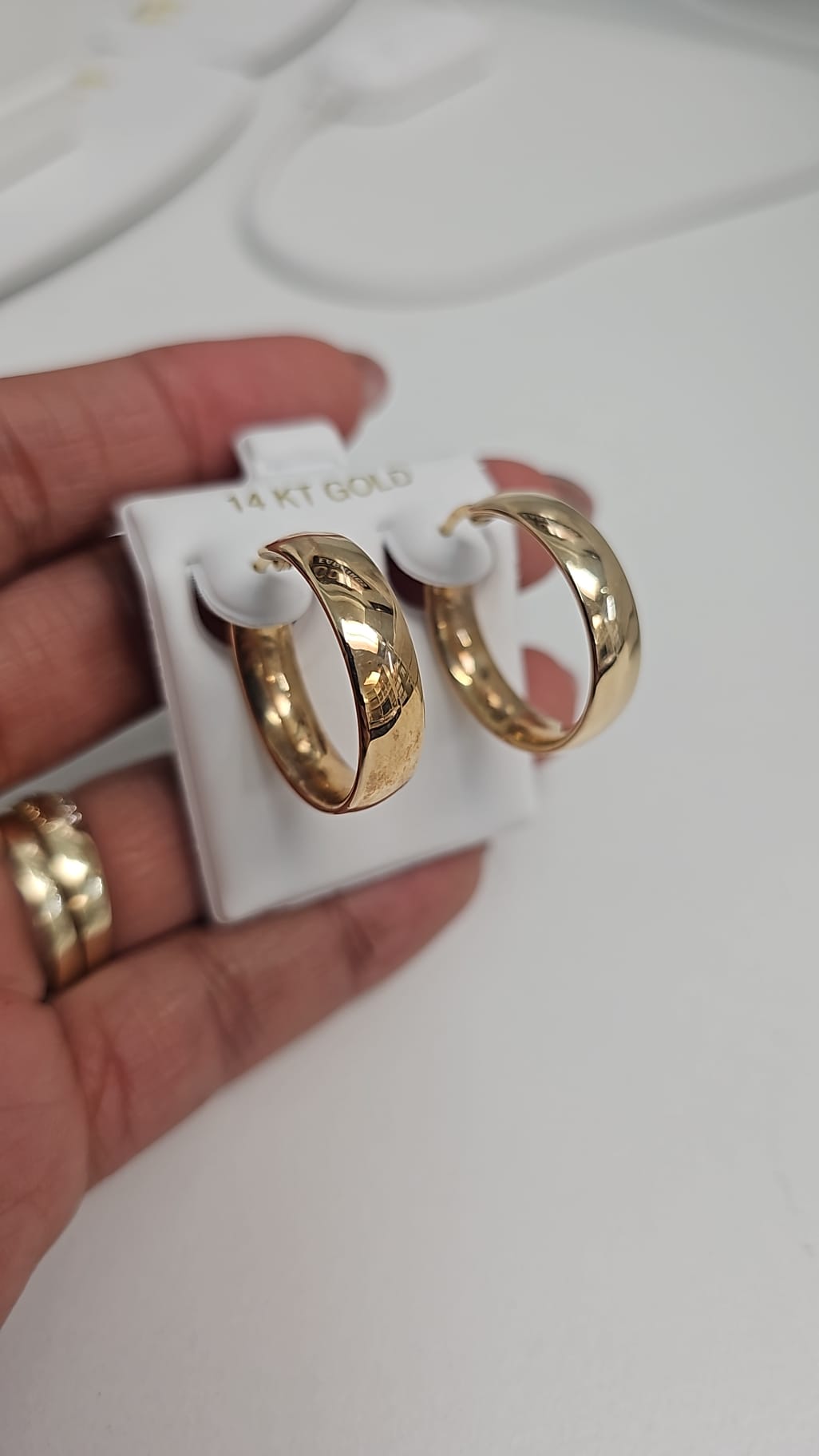 14K Hoops