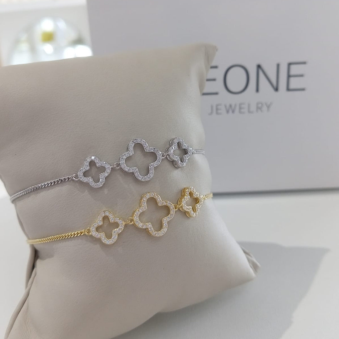 Clover bracelet