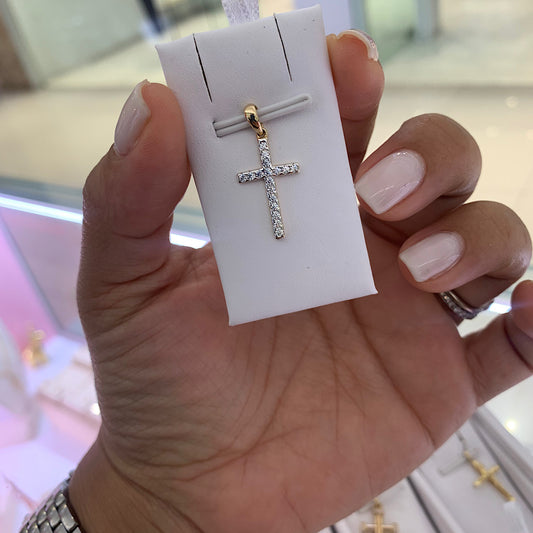 Cruz Oro 14K y Zirconia