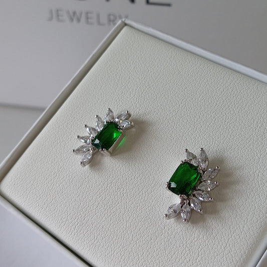 Green Studs