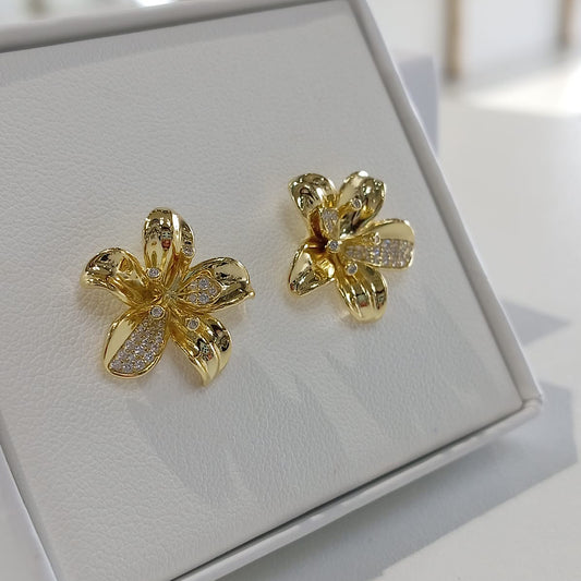 Gold Flower Earrings