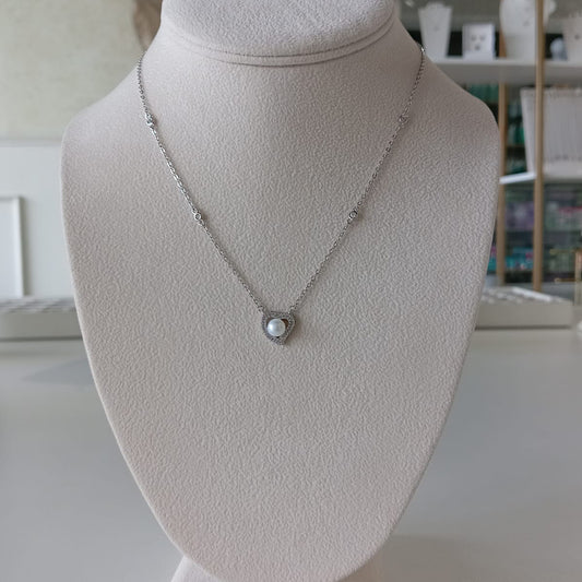 Heart Pearl Necklace