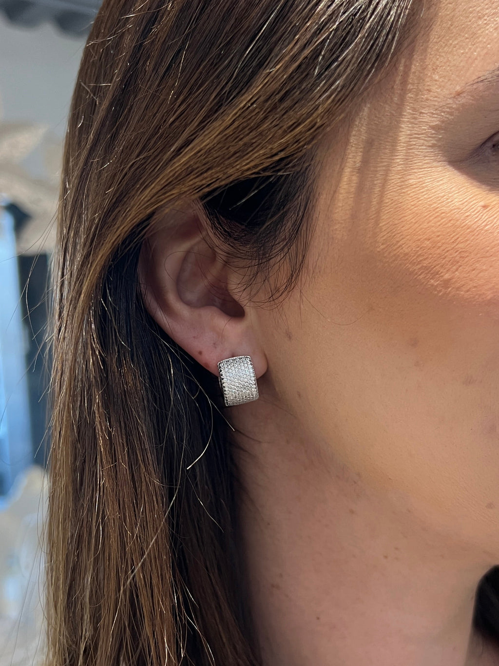 Pavé Hoops