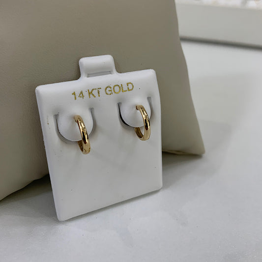 Solid Mini Hoop 14k