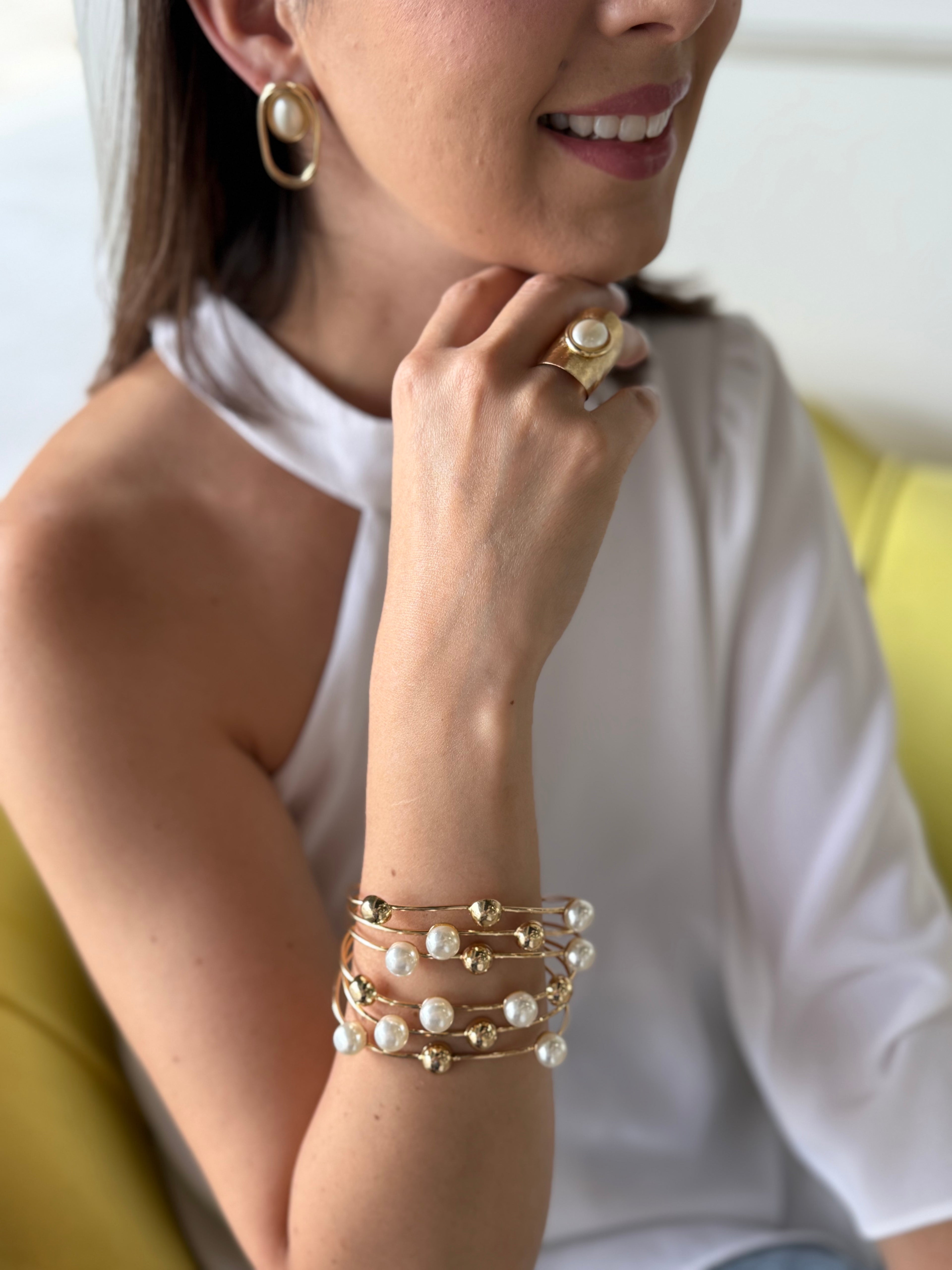 B Bracelet